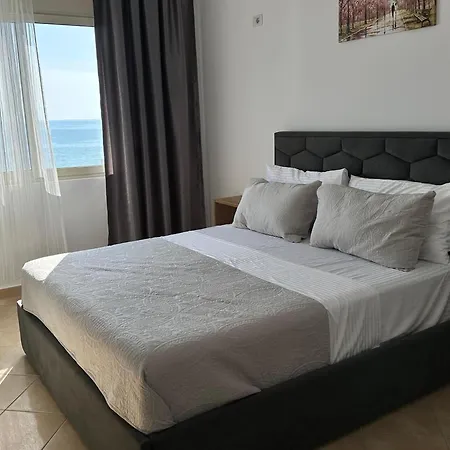 Panoramic Sea View 아파트 Durrës